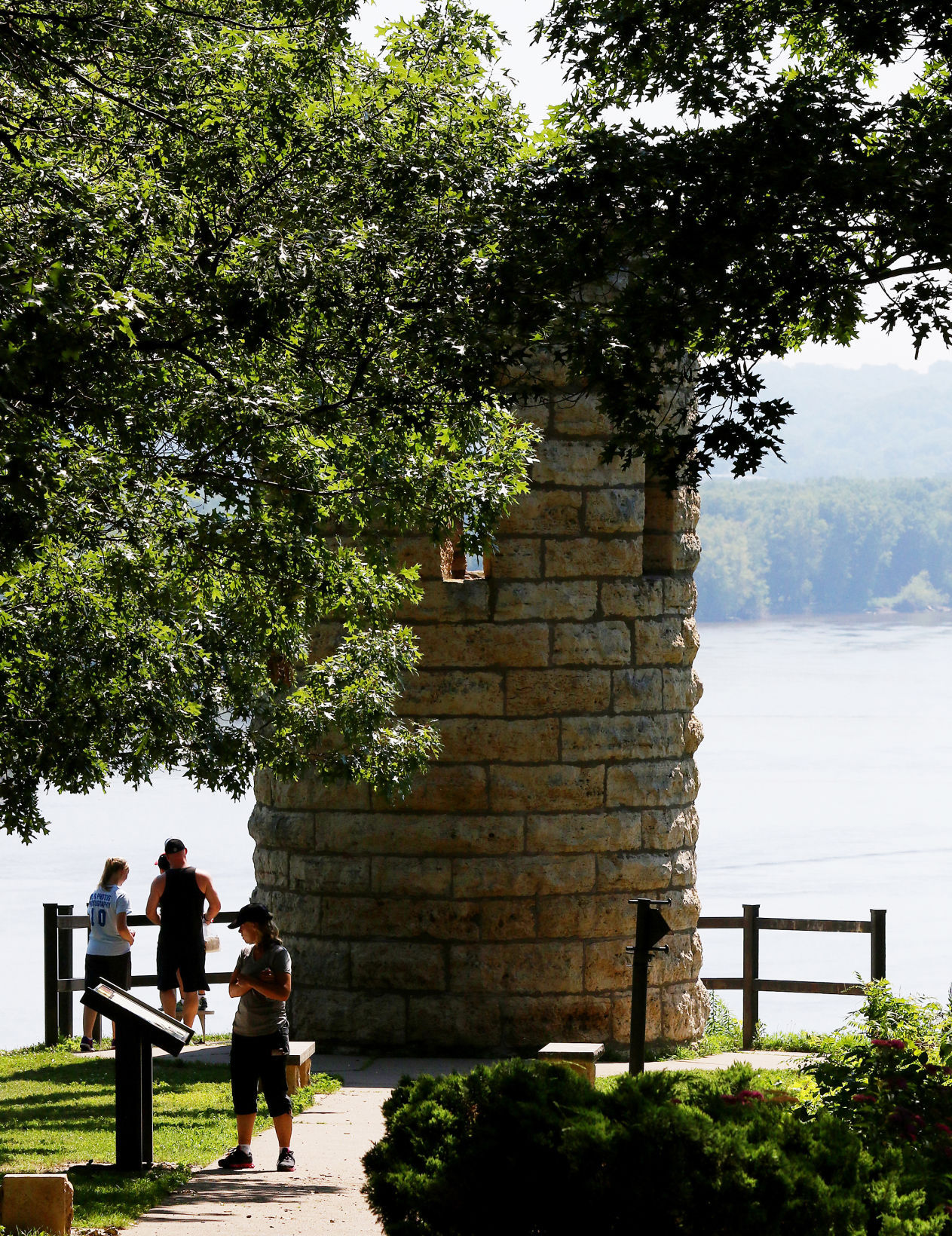 THE GREAT RIVER-0466